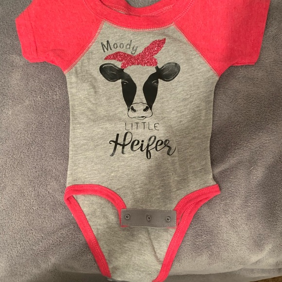 NB onsie - Picture 1 of 1